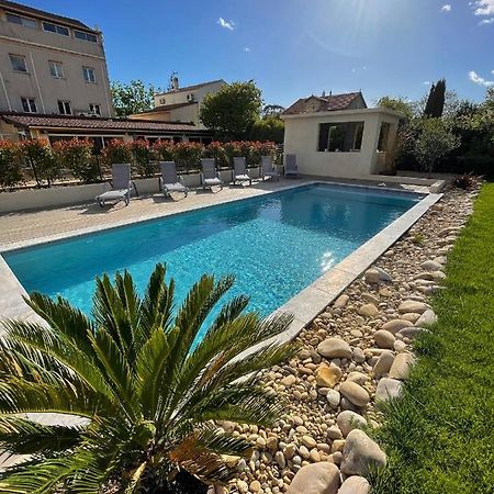 Le Provence Hotel Gemenos Exterior photo