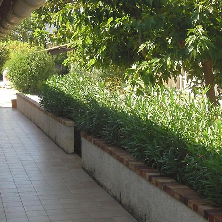 Le Provence Hotel Gemenos Exterior photo