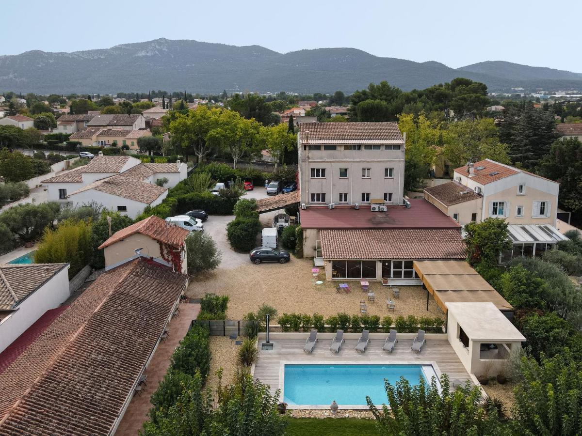 Le Provence Hotel Gemenos Exterior photo