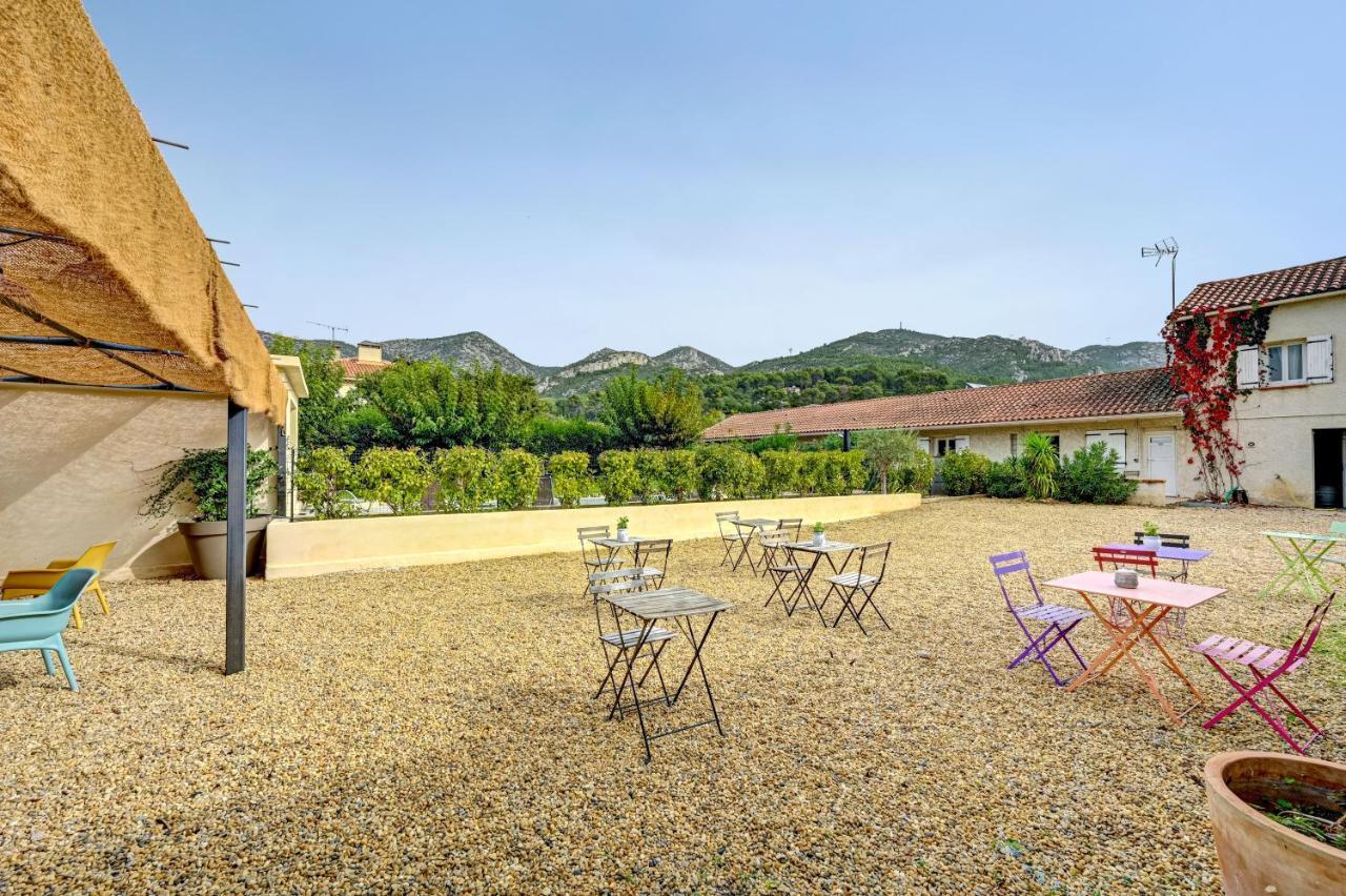 Le Provence Hotel Gemenos Exterior photo
